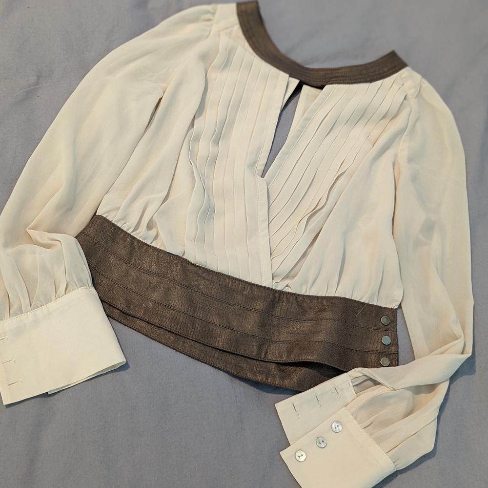 Agaci white top with leather accent. Size Small, NWT